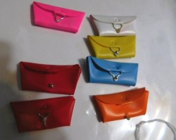 YELLOW CLUTCH